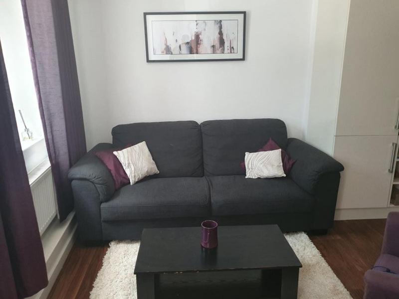 Double Room With Shared Bathroom لندن المظهر الخارجي الصورة