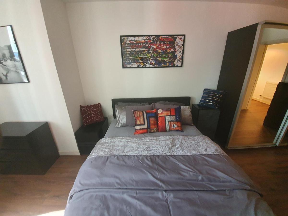 Double Room With Shared Bathroom لندن المظهر الخارجي الصورة